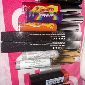 Bundle of Lippies